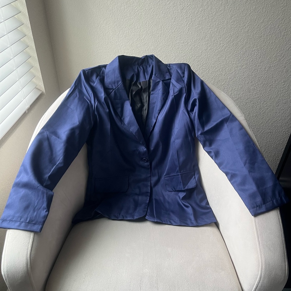 Modern One- Button Blazer- New